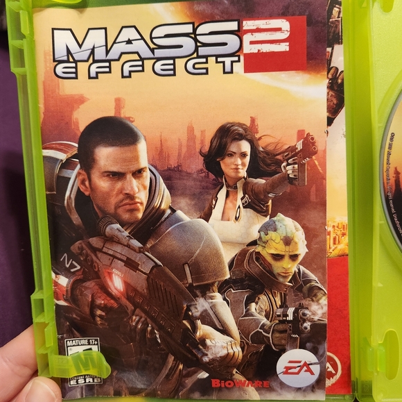 Xbox 360 Mass Effect 2 - Picture 2 of 4